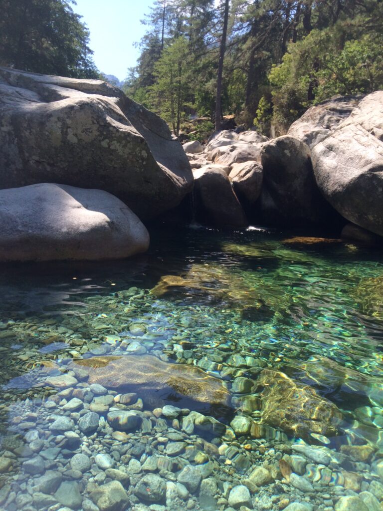 Rivière en Corse